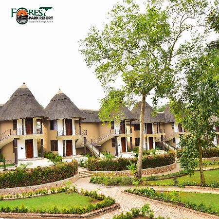 Forest Park Resort Buloba Экстерьер фото