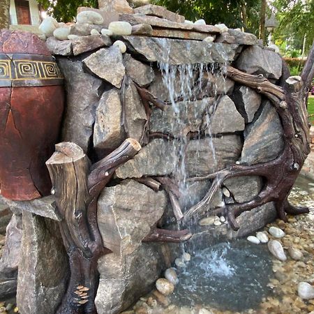 Forest Park Resort Buloba Экстерьер фото