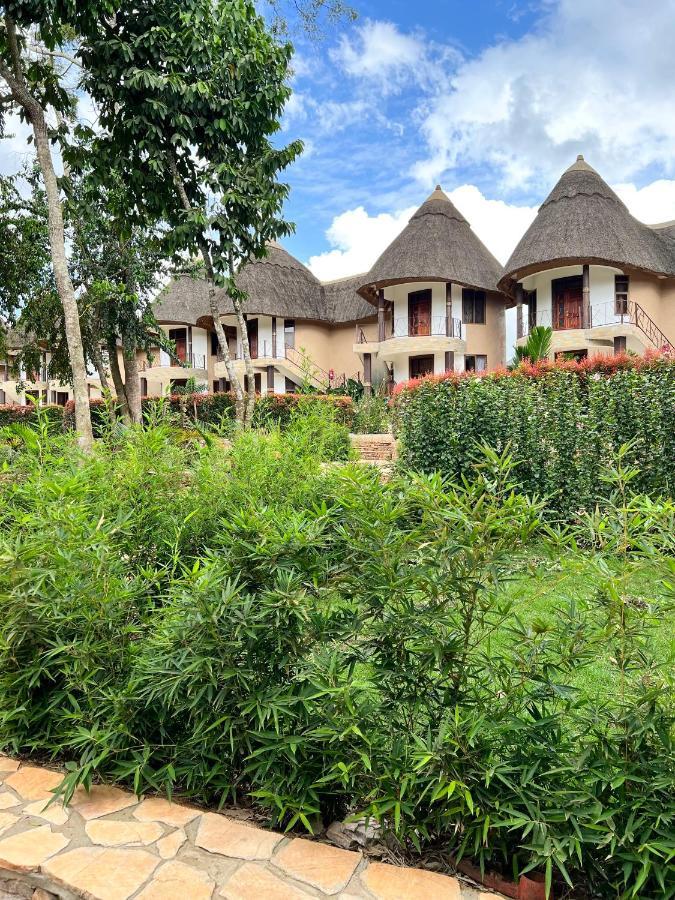 Forest Park Resort Buloba Экстерьер фото
