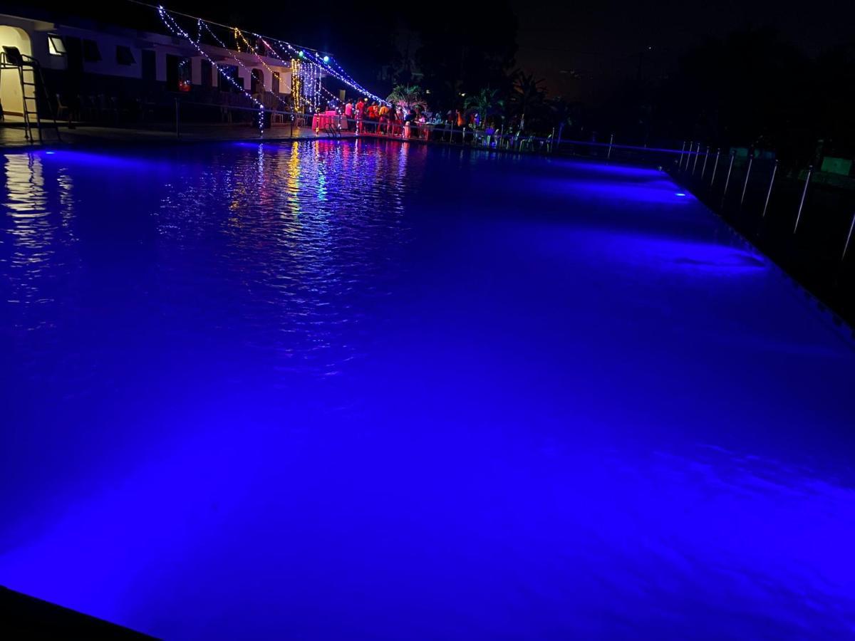Forest Park Resort Buloba Экстерьер фото