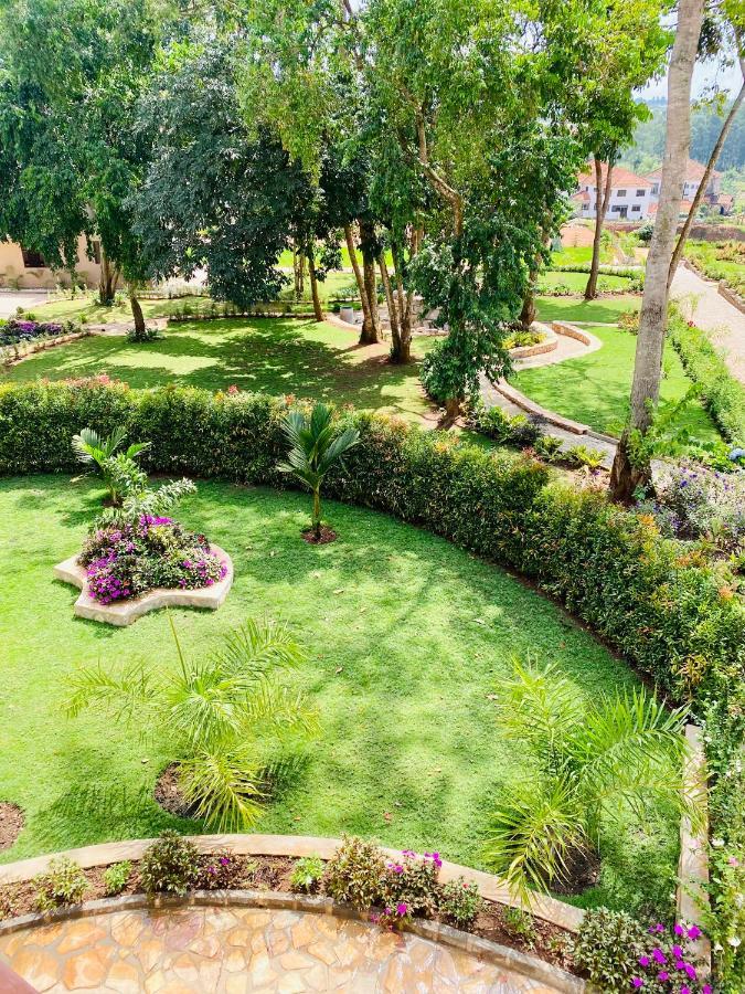 Forest Park Resort Buloba Экстерьер фото