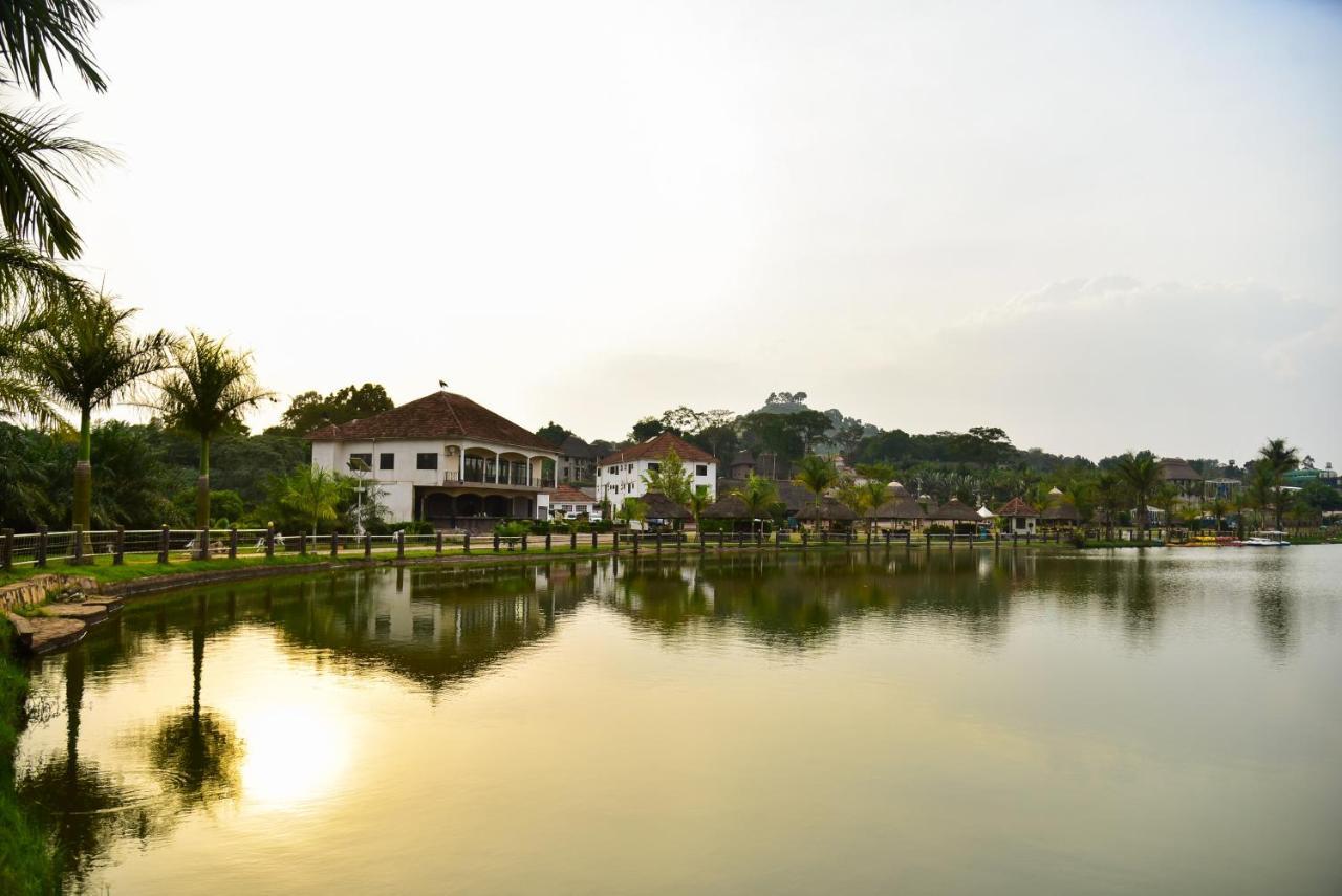 Forest Park Resort Buloba Экстерьер фото